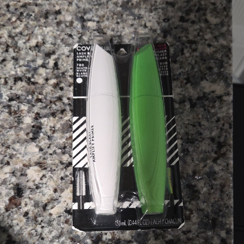 COVERGIRL Amplify Primer and Green Mascara Duo